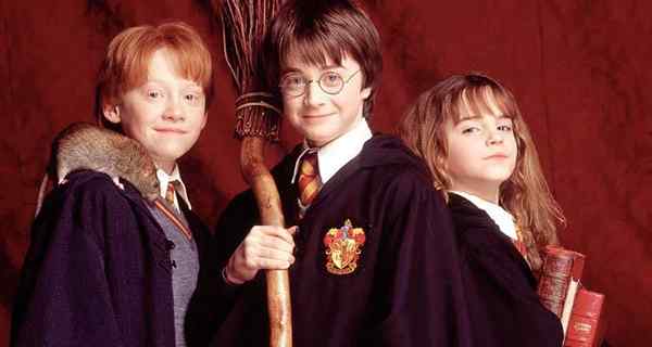 21 Regali di Harry Potter per adulti [scelte solo per i fan duri] | 2022